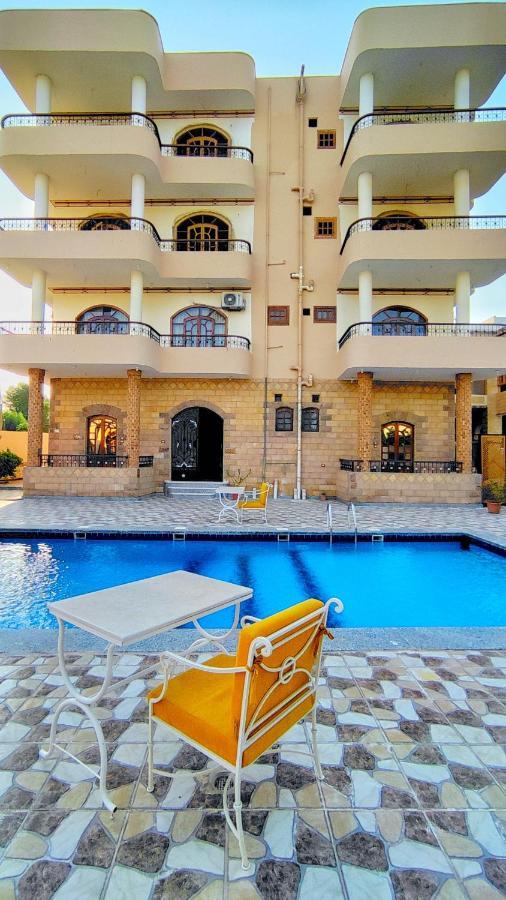 Dream Island Hotel Luxor Exterior photo