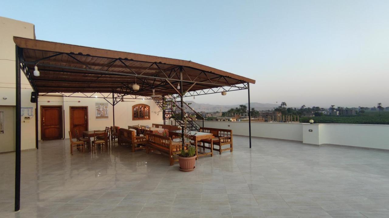 Dream Island Hotel Luxor Exterior photo